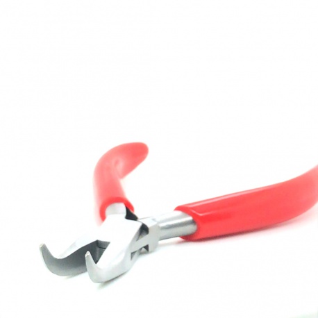 Flat curved pliers